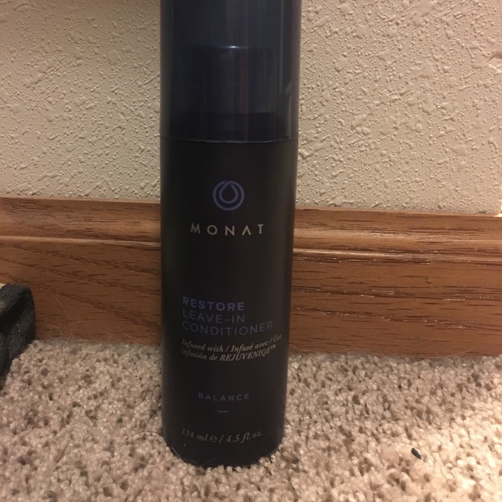Monat Restore Leave-in Conditioner
